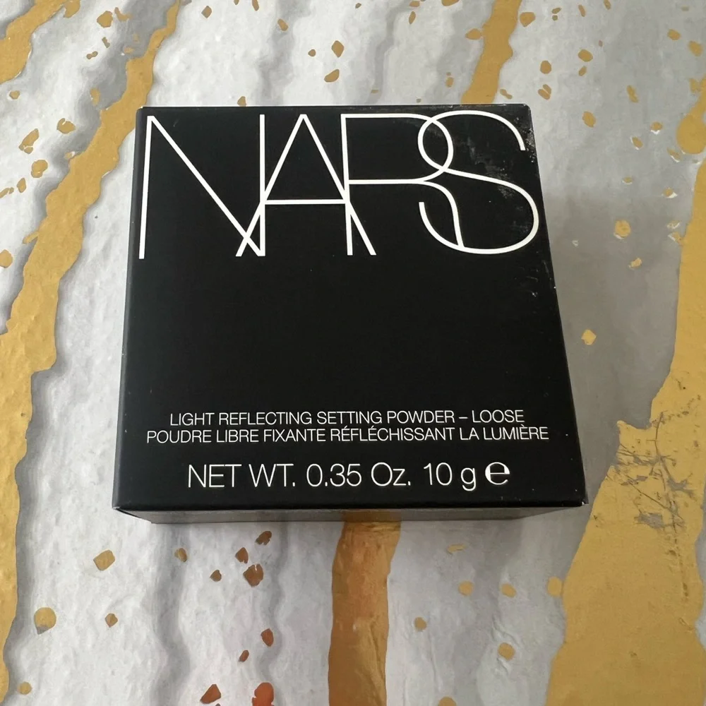 NARS light reflecting setting powder- loose SUNSTONE 5872 brand new in the box